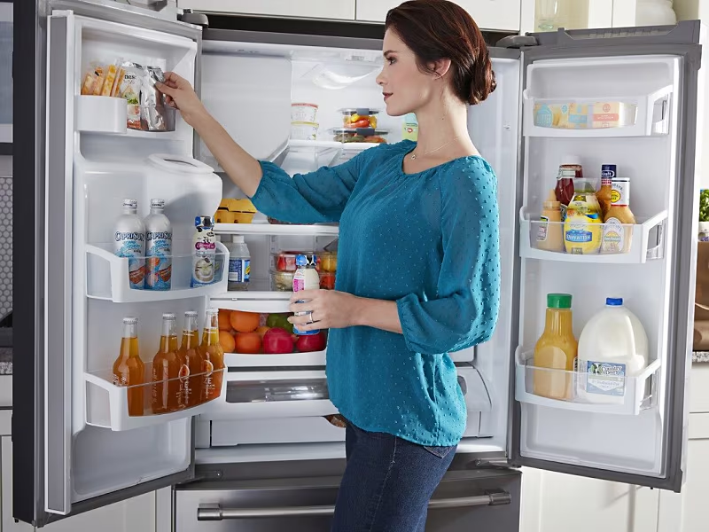 How to Keep Your Refrigerator Fresh and Clean: Tips and Step-by-Step Guide